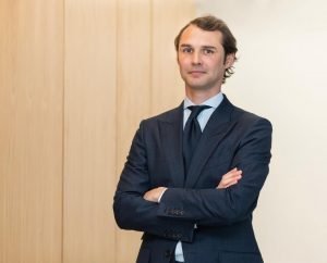 Latest Advances in Knee Surgery Applied Successfully in  the UAE