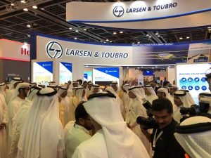 sheikh hamdan at L&T stall WETEX